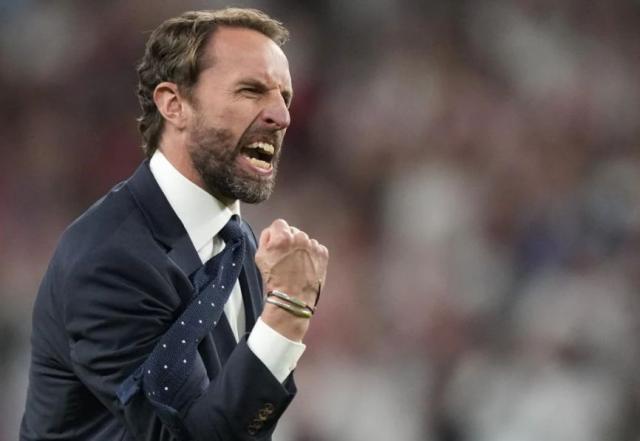 1625705033680042384.jpg 54234532.jpg